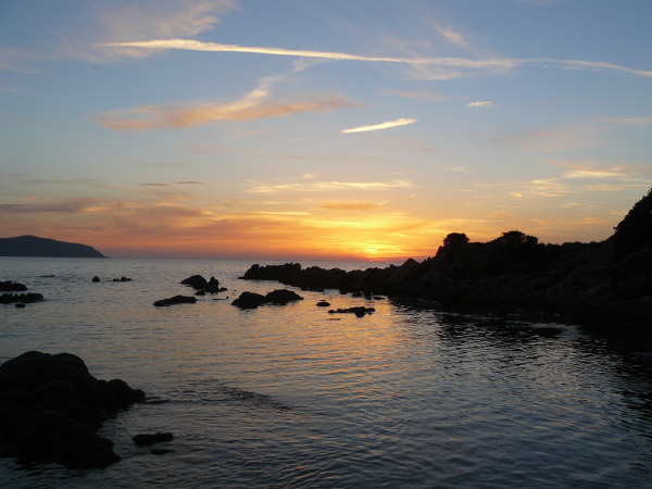 Corse-octobre 2013-couché de soleil sur le bivouac